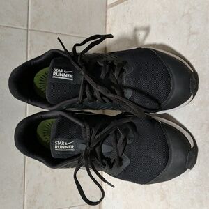 Nike Kids Star Runner Black Sneakers